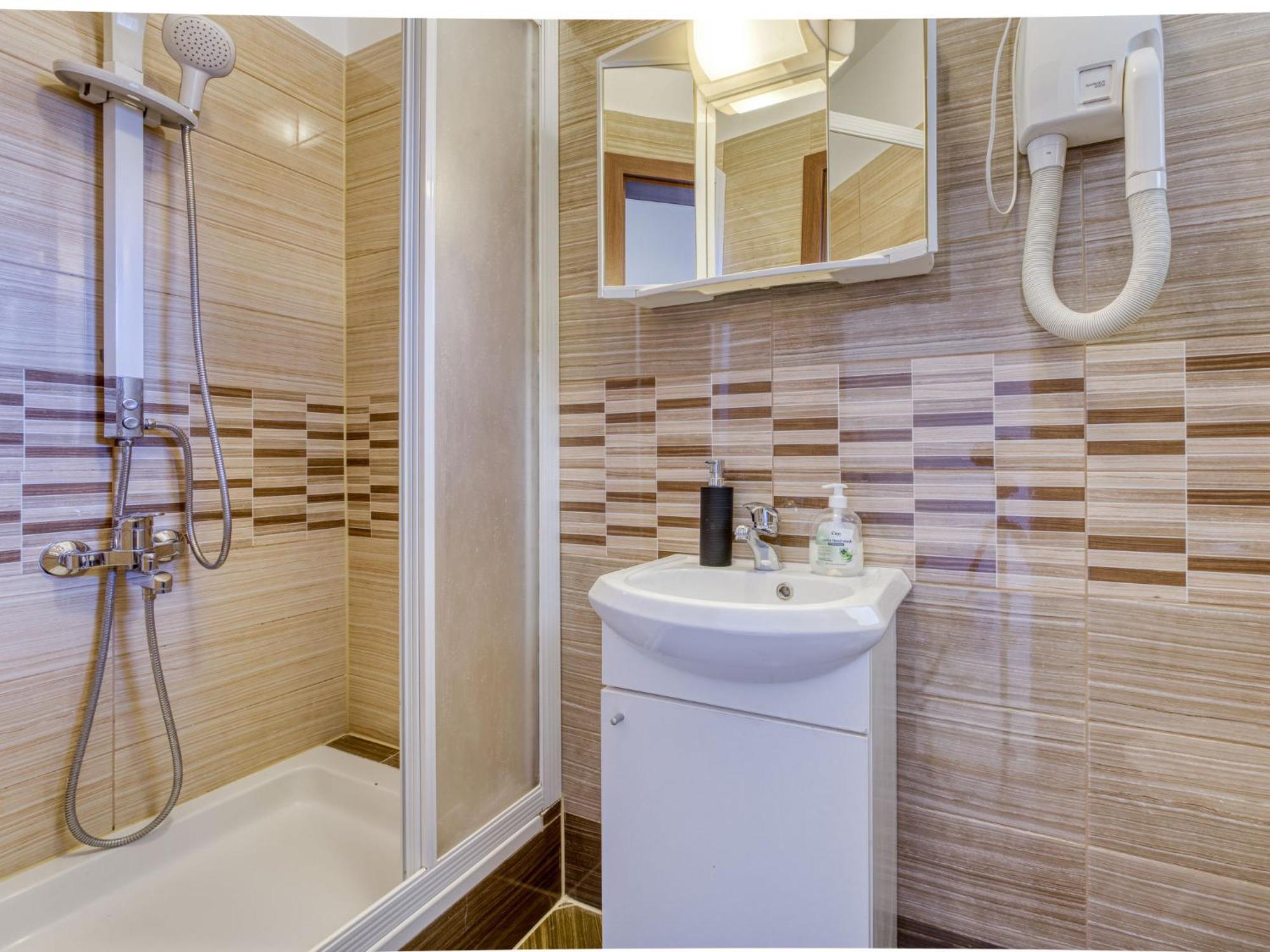 Apartment Laurus-1 By Interhome Ловран Екстериор снимка