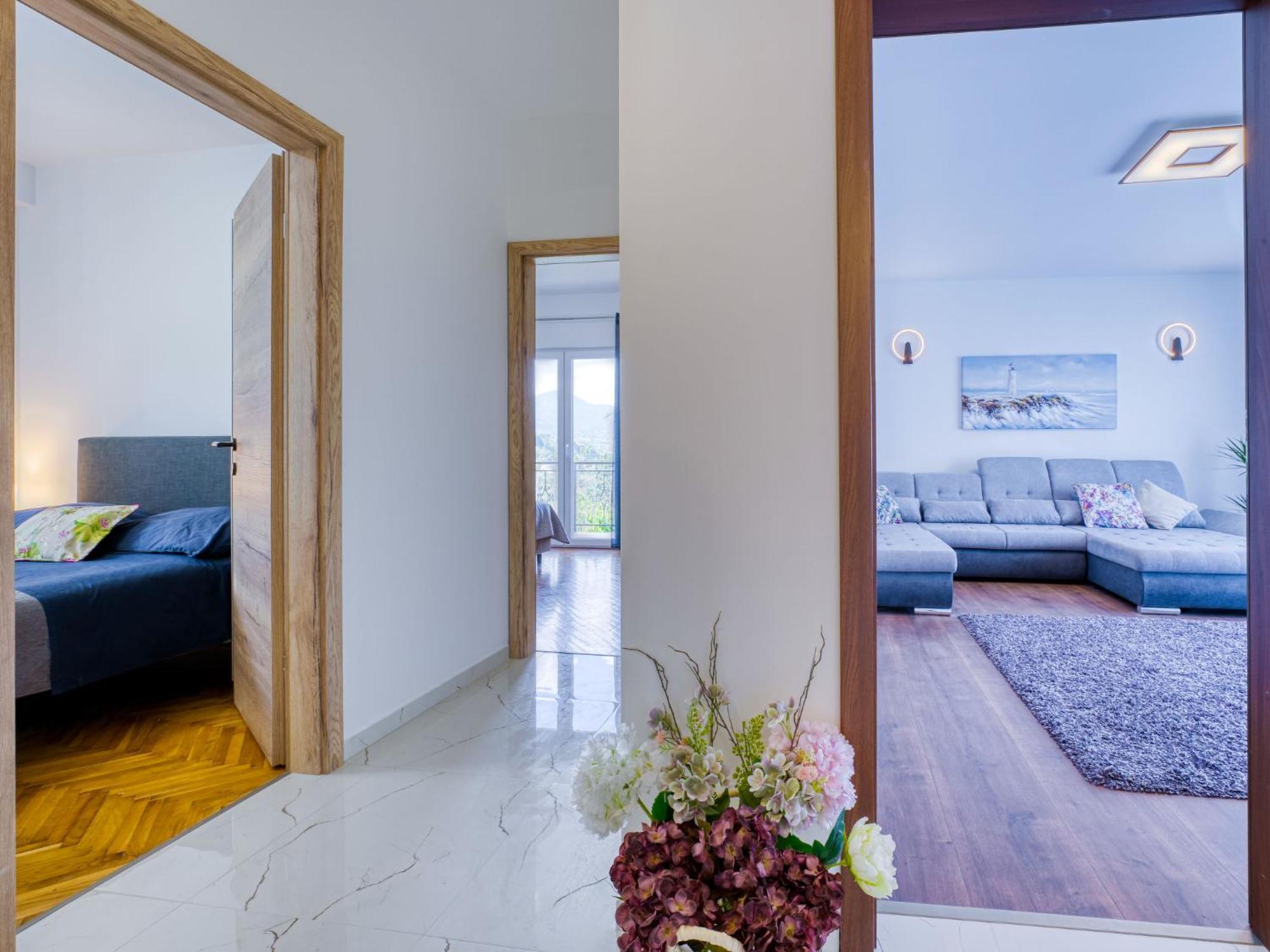 Apartment Laurus-1 By Interhome Ловран Екстериор снимка
